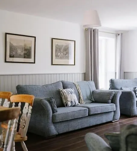 Eala House ドネゴール